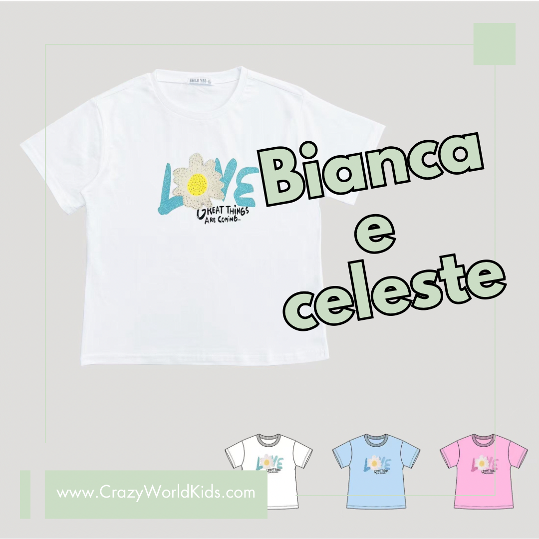 T-shirt disponibili in bianco e celeste dalla 4 alla 12 anni