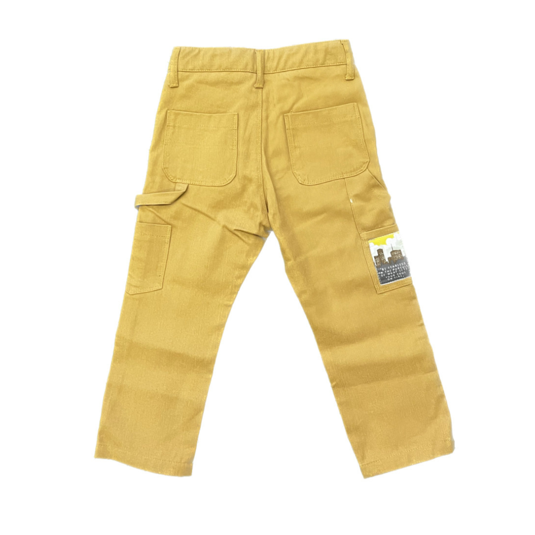 Pantalone Tapered fit disponibile in due varianti di colore dalla 3 alla 16 anni