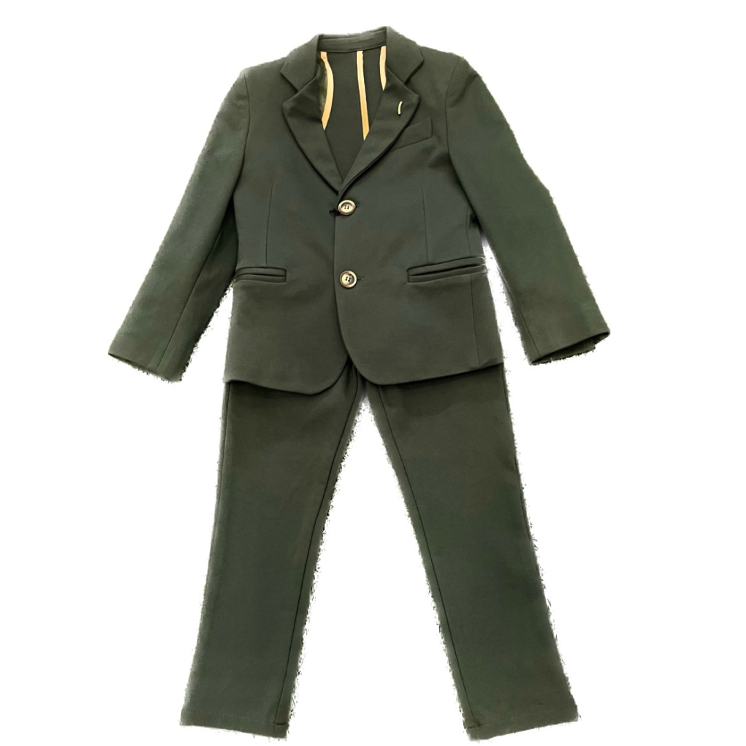 Completo verde Over D disponibile dalla 3 alla 16 anni