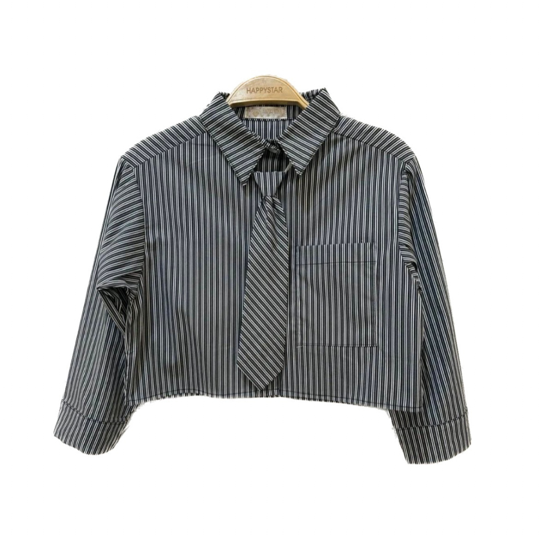 Camicia crop con cravatta disponibile dalla 4 alla 14 anni