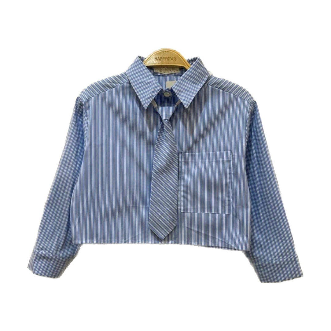 Camicia crop con cravatta disponibile dalla 4 alla 14 anni