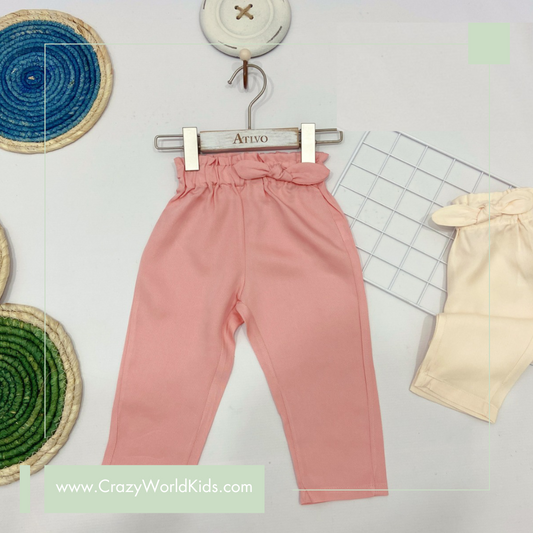 Pantaloni disponibili in due varianti di colore dalla 6 alla 36 mesi