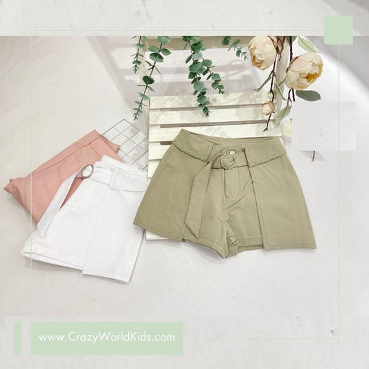 Shorts  disponibili in bianco e verde militare dalla 4 alla 14 anni