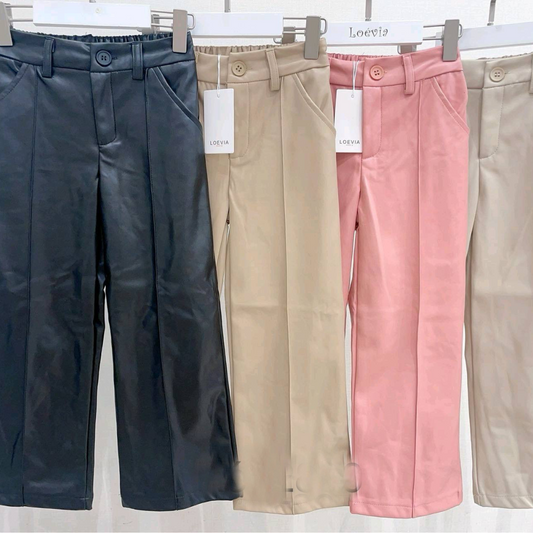 Pantalone in ecopelle disponibile dalla 4 alla 14 anni