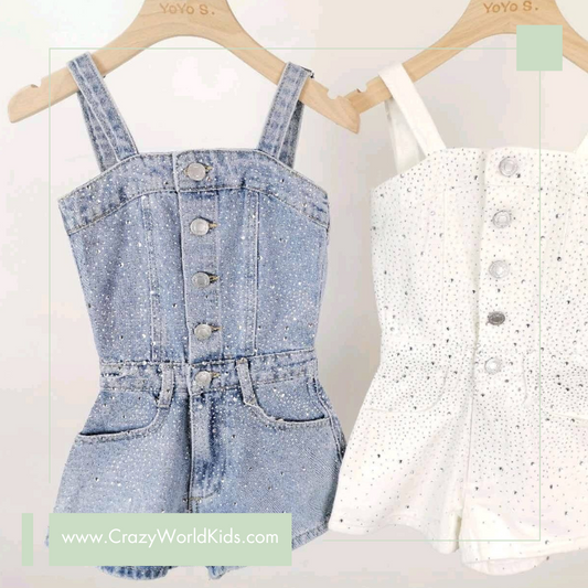 Salopette con brillantini disponibile in lavaggio jeans dalla 4 alla 14 anni