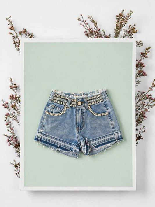 Shorts in denim con strass gioiello